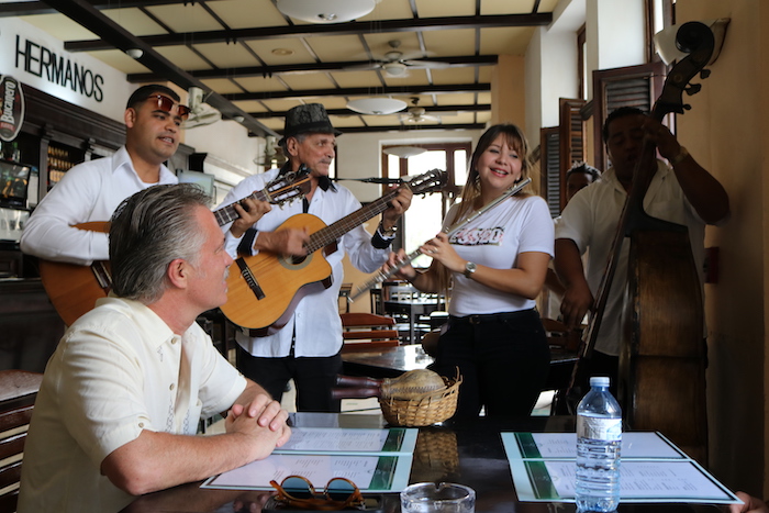 musical performance in havana cuba