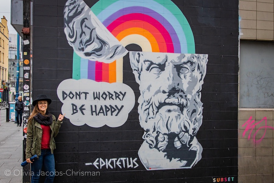 don't worry, be happy graffiti in Dublin ireland
