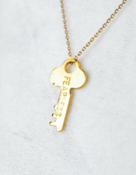 FEARLESS dainty key necklace by the giving keys in gold