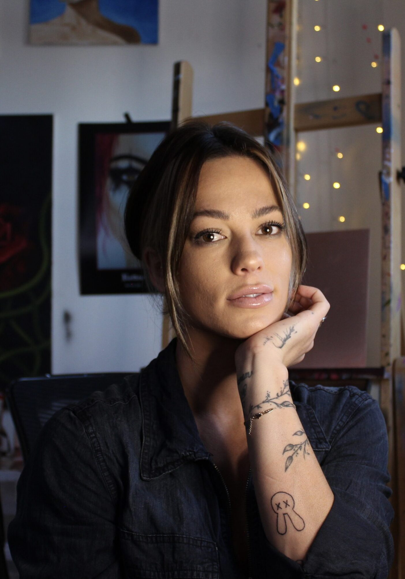 artist Alexa Jacobs in her studio